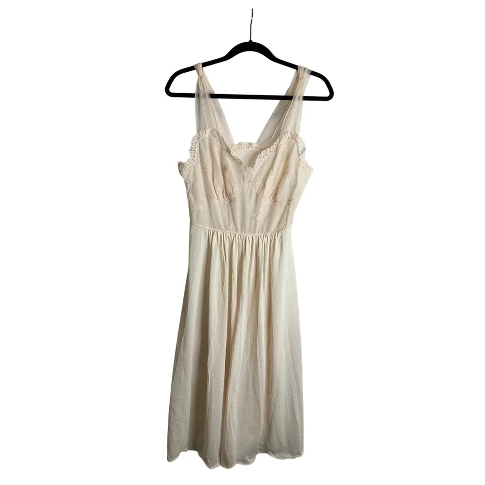 Vintage Vanity Fair Lace Chiffon Nightie Nightgown Bridal Coquette MCM Elegant S